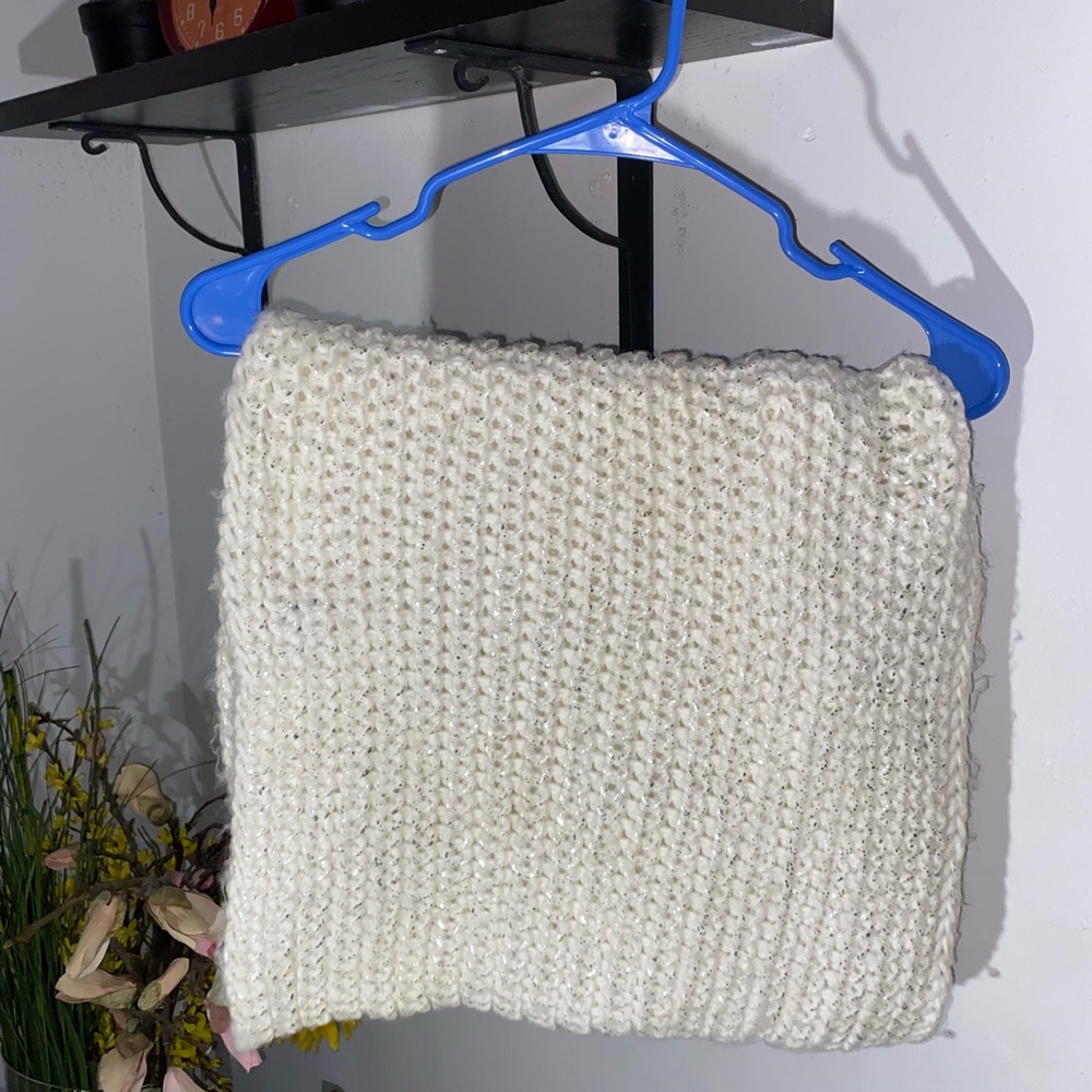 Kediri loop scarf